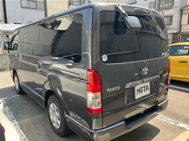 TOYOTA HIACE VAN 2021