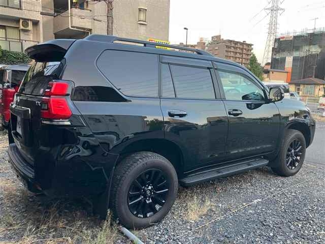 TOYOTA LAND CRUISER PRADO 2021
