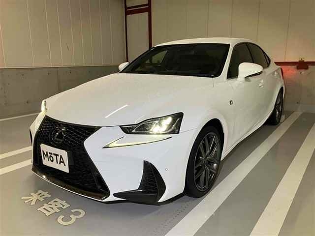 LEXUS IS 2016