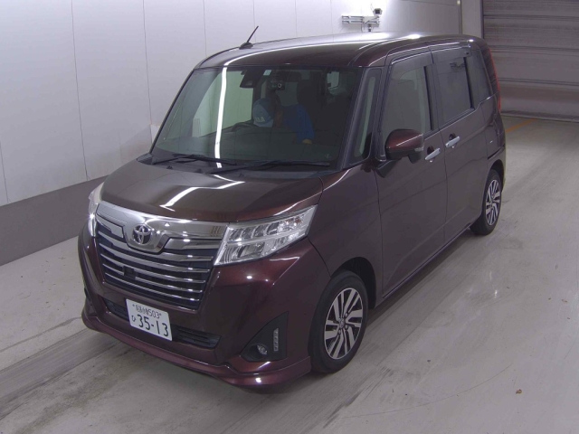 TOYOTA ROOMY 2016