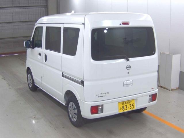 NISSAN CLIPPER VAN 2024