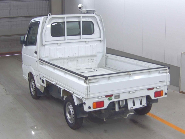 NISSAN CLIPPER TRUCK 2015