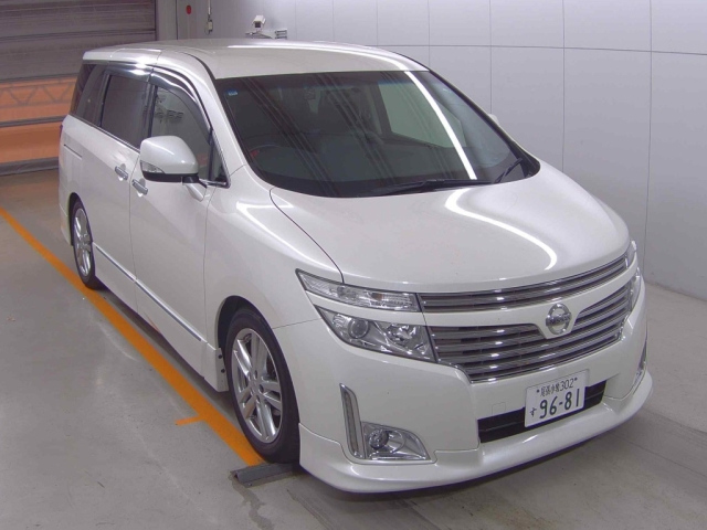 NISSAN ELGRAND 2013