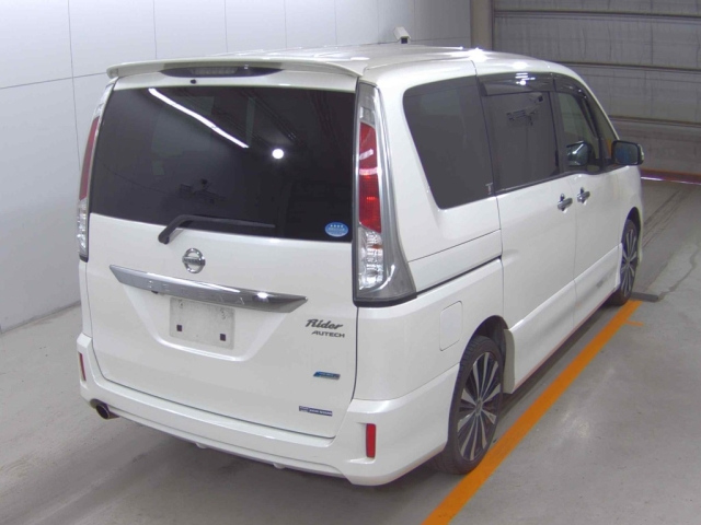 NISSAN SERENA 2012