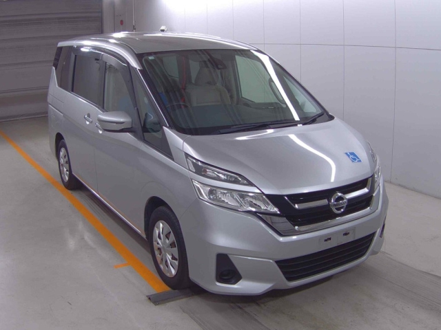 NISSAN SERENA 2018