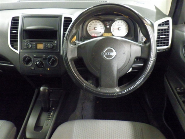 NISSAN WINGROAD 2008