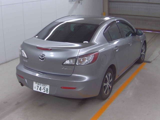 MAZDA AXELA 2011