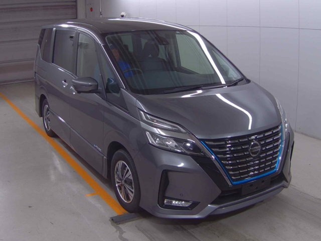 NISSAN SERENA 2020