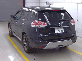 NISSAN X-TRAIL 2015