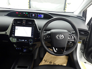 TOYOTA PRIUS 2022