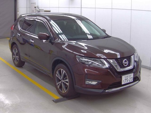 NISSAN X-TRAIL 2019