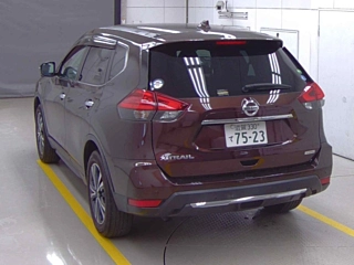 NISSAN X-TRAIL 2019