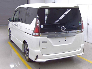 NISSAN SERENA 2019