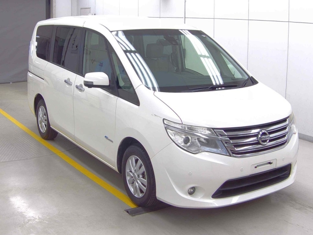NISSAN SERENA 2014