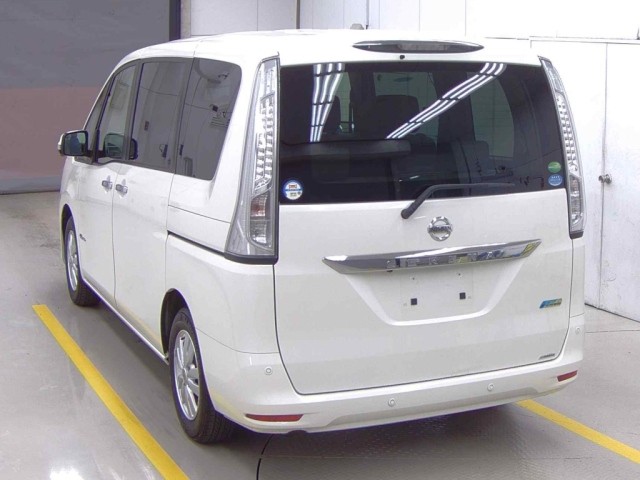 NISSAN SERENA 2014
