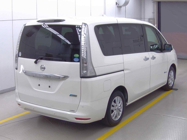 NISSAN SERENA 2014