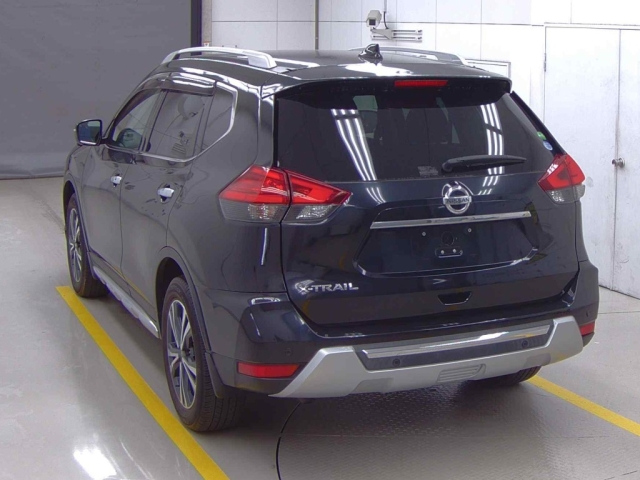 NISSAN X-TRAIL 2017
