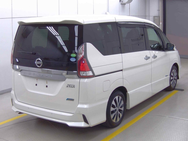 NISSAN SERENA 2017