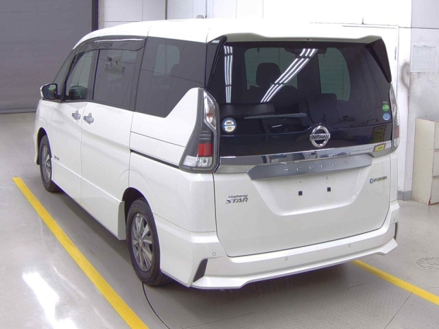 NISSAN SERENA 2018