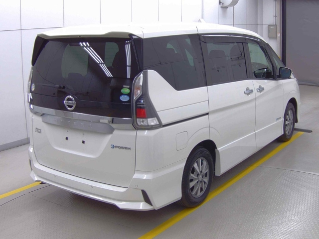 NISSAN SERENA 2018