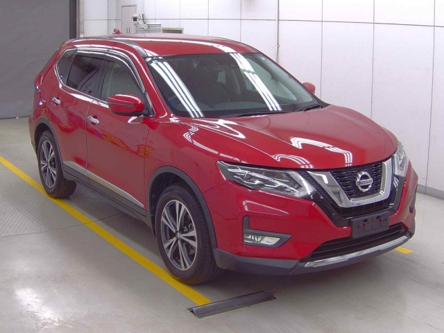 NISSAN X-TRAIL 2018