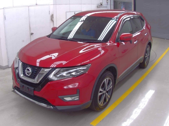 NISSAN X-TRAIL 2018