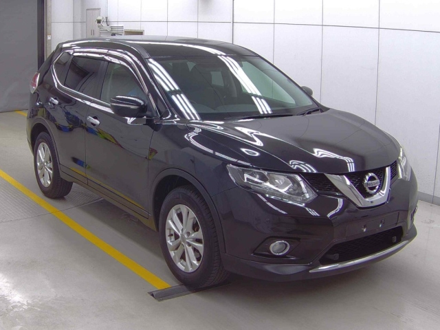 NISSAN X-TRAIL 2015
