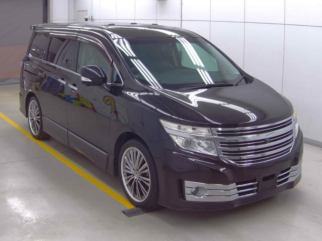 NISSAN ELGRAND 2010