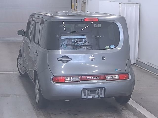 NISSAN CUBE 2010