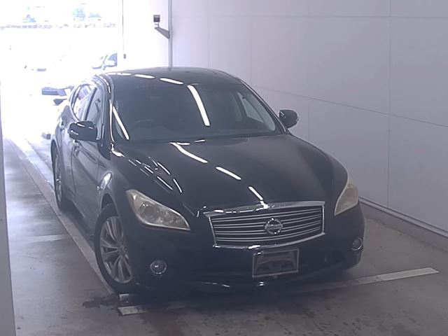 NISSAN FUGA 2012