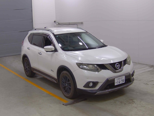 NISSAN X-TRAIL 2015