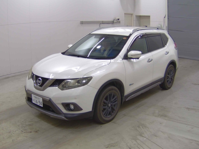 NISSAN X-TRAIL 2015