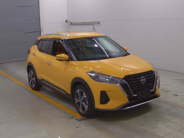NISSAN KIX 2022