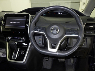 NISSAN SERENA 2019