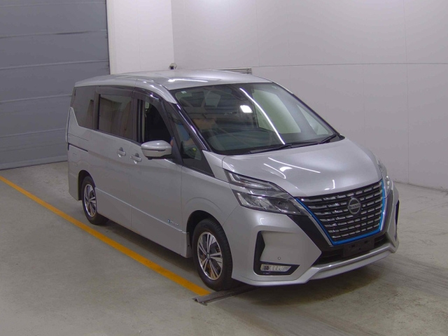 NISSAN SERENA 2020