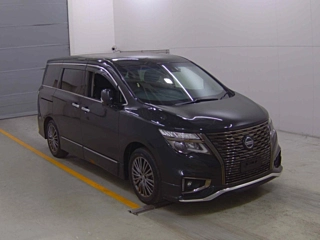 NISSAN ELGRAND 2022