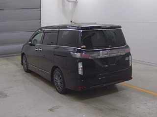 NISSAN ELGRAND 2022