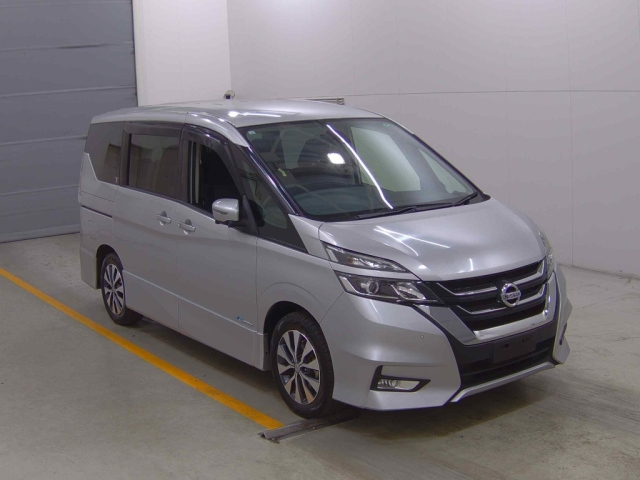 NISSAN SERENA 2017