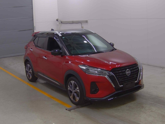 NISSAN KIX 2020