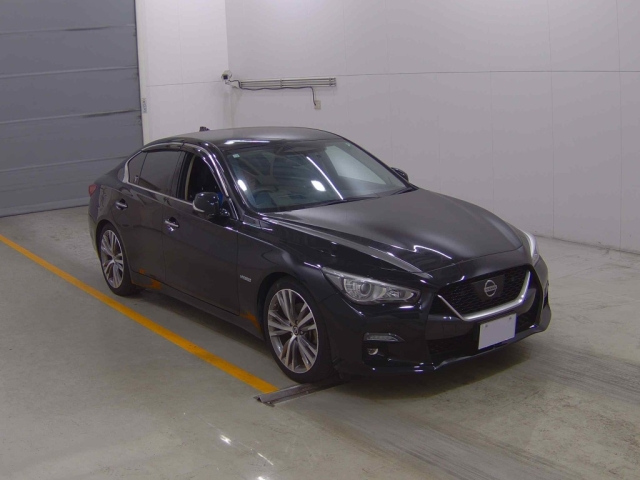 NISSAN SKYLINE 2020