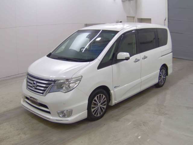NISSAN SERENA 2015