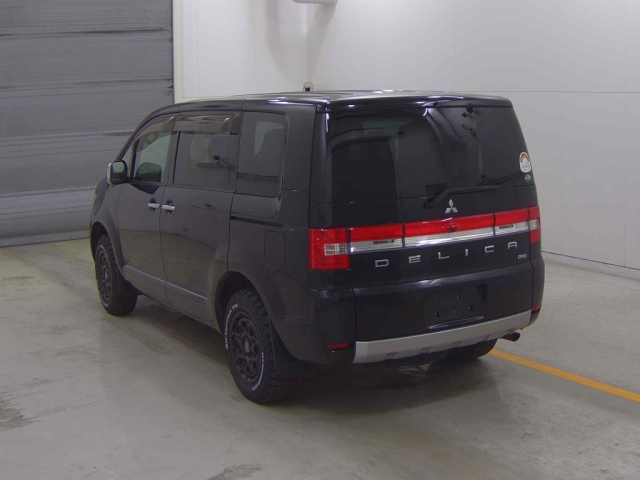 MITSUBISHI DELICA D5 2018