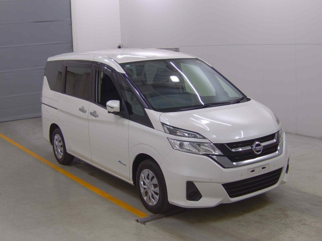 NISSAN SERENA 2017