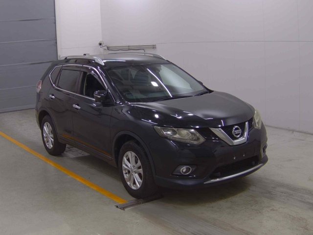 NISSAN X-TRAIL 2016