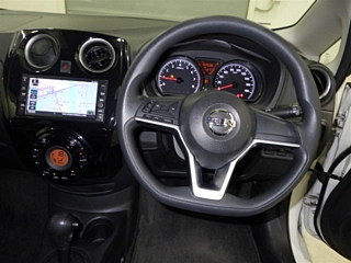NISSAN NOTE 2019
