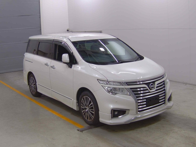 NISSAN ELGRAND 2019
