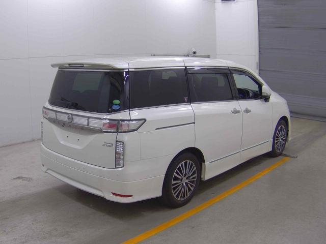 NISSAN ELGRAND 2019