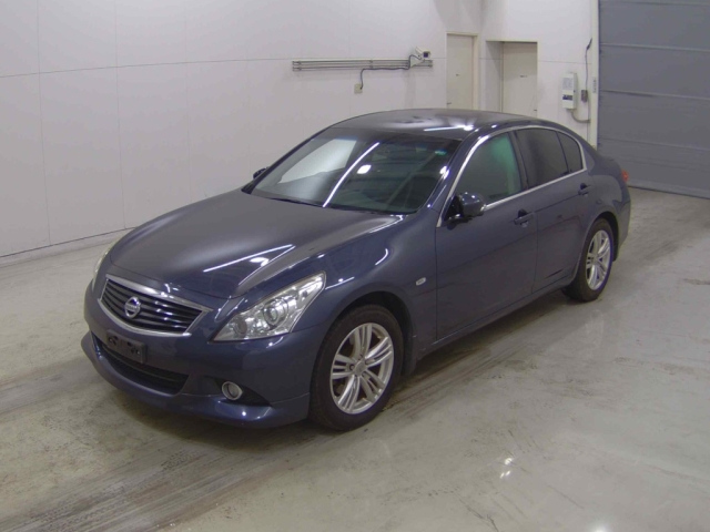 NISSAN SKYLINE 2010