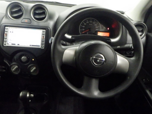 NISSAN MARCH 2011