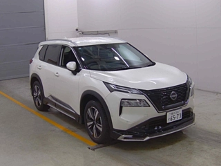 NISSAN X-TRAIL 2025